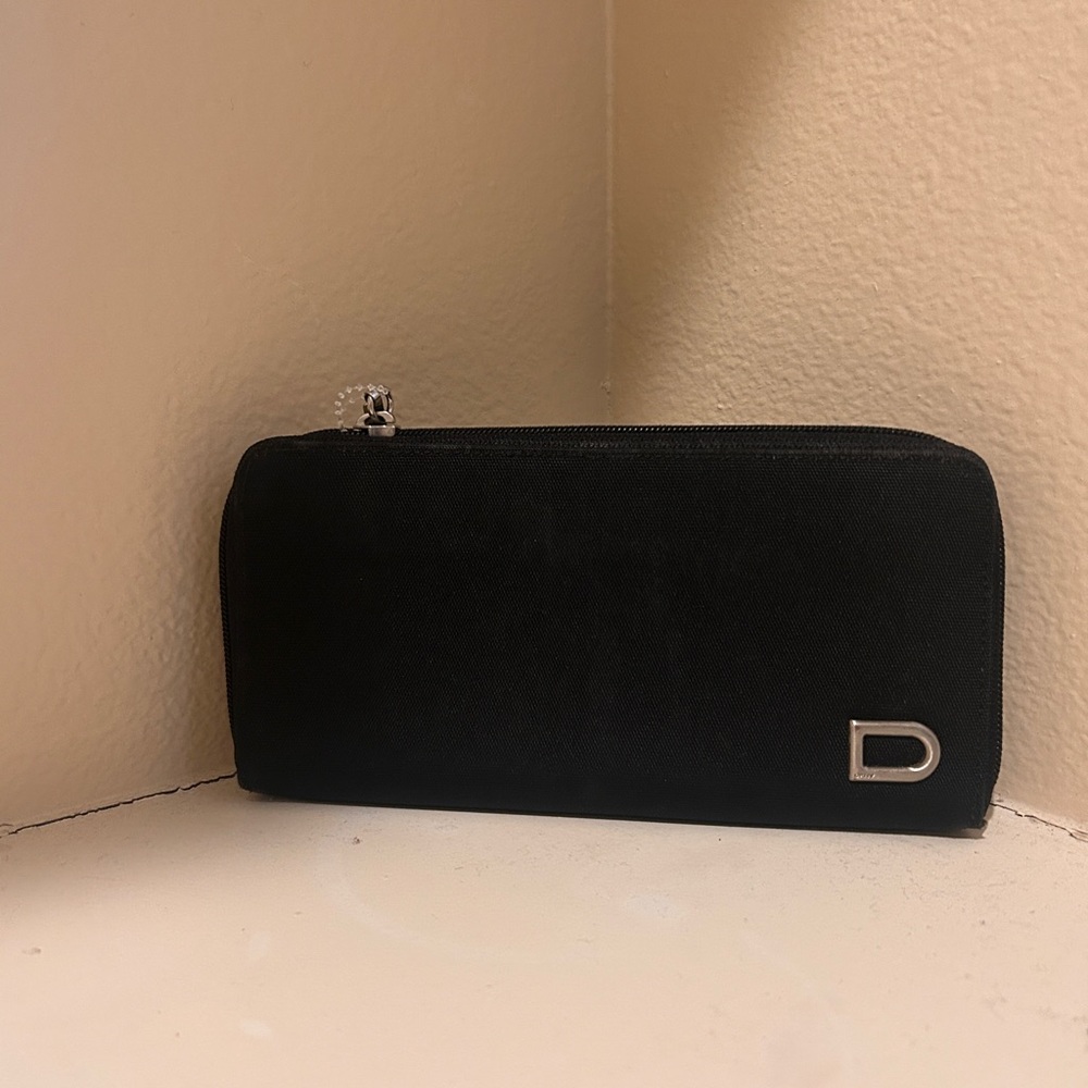 DKNY Black Wallet with Silver Logo